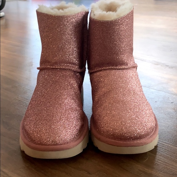 Ugg’s. - Picture 3 of 3